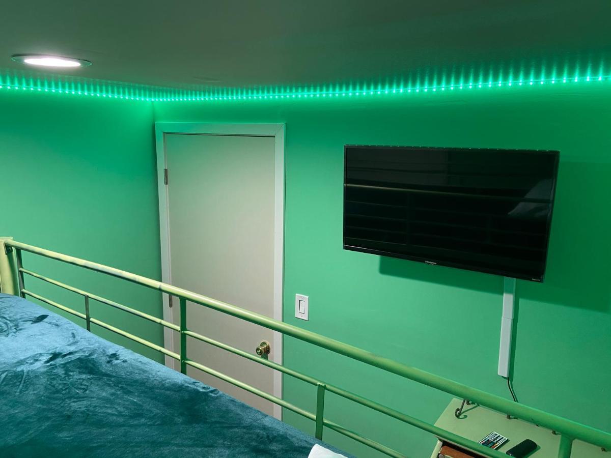 Huntington Beach House Bed and Breakfast Εξωτερικό φωτογραφία