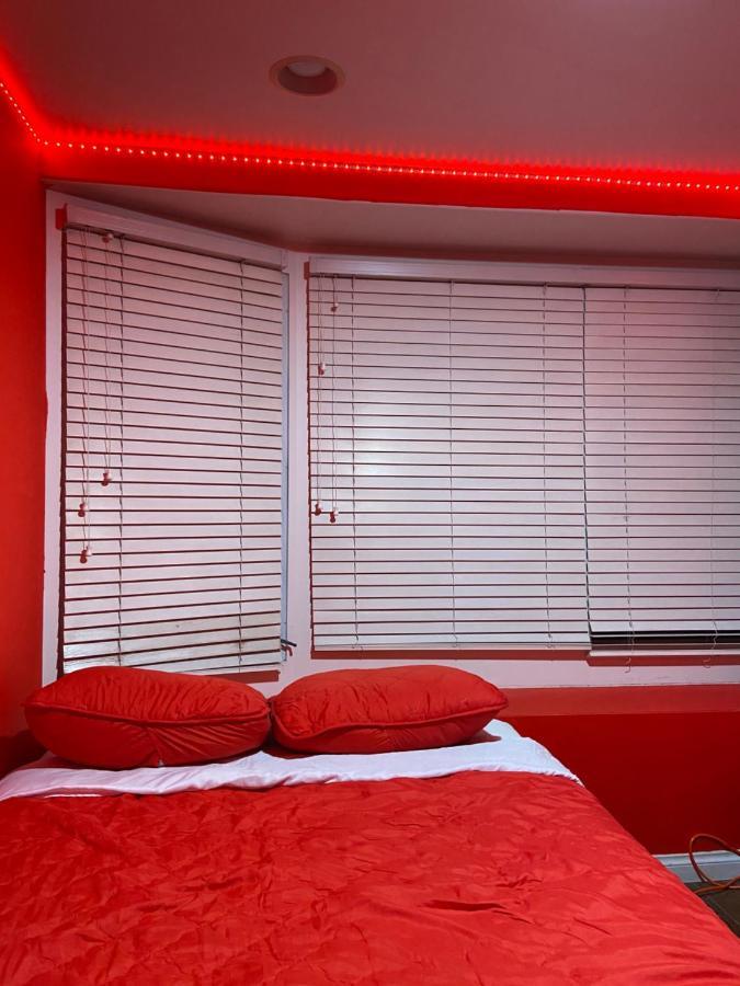 Huntington Beach House Bed and Breakfast Εξωτερικό φωτογραφία